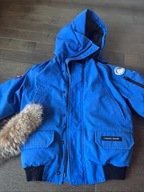 Canada Goose Polar Bears International Chilliwack Bomber Jacket - Boys' M 10-12